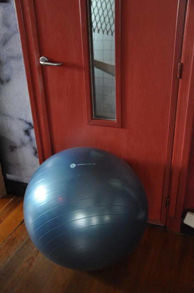 BALLON PILATE DECATHLON - NOUVEAU, Enlèvement, Neuf, Autre