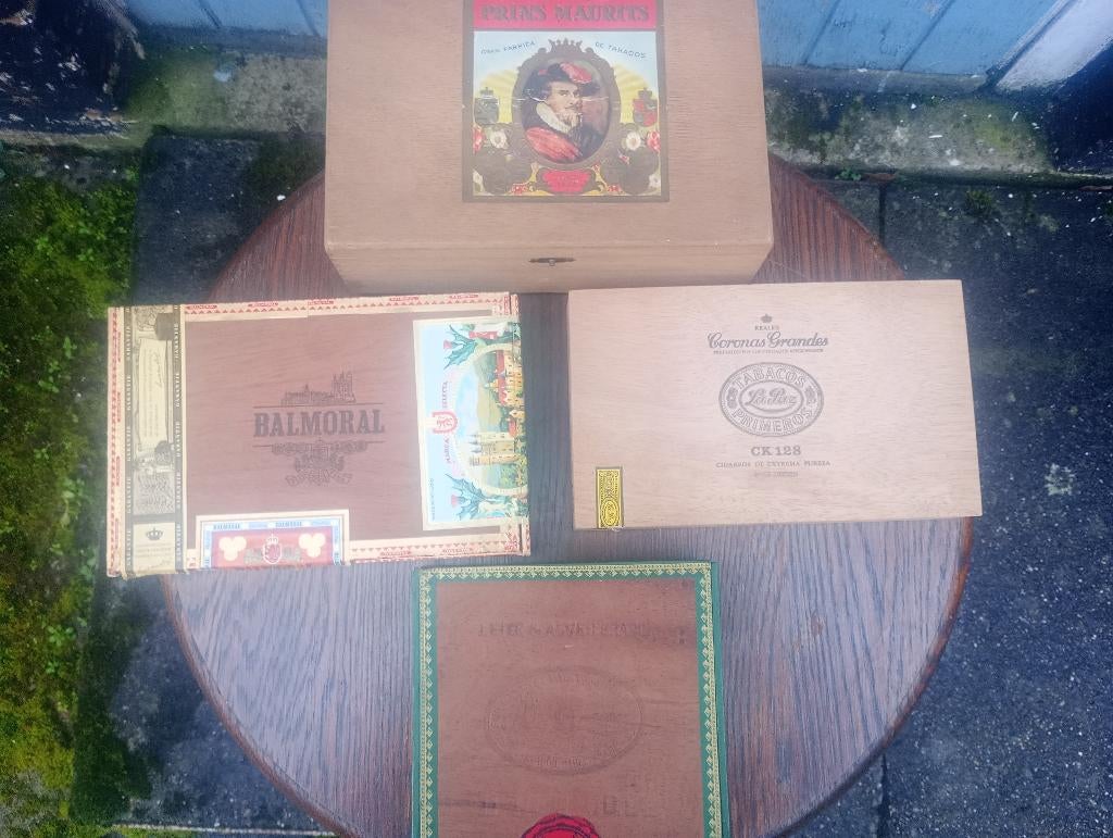 lot sigarendoosjes, Verzamelen, Ophalen