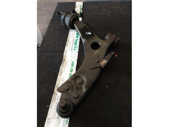 Bras de suspension avant droit d'un Ford Kuga, Enlèvement ou Envoi, 3 mois de garantie, Utilisé, Ford