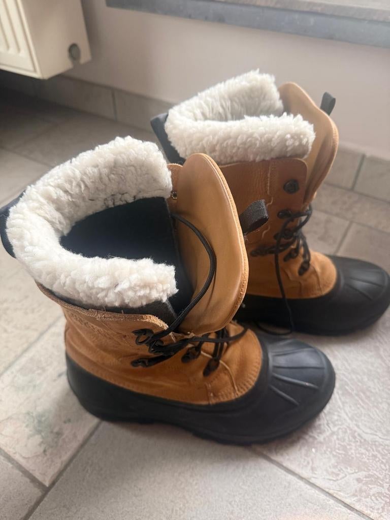 Sneeuwlaarzen maat 42, Kleding | Heren, Schoenen, Quechua, Bruin, Ophalen of Verzenden, Zo goed als nieuw