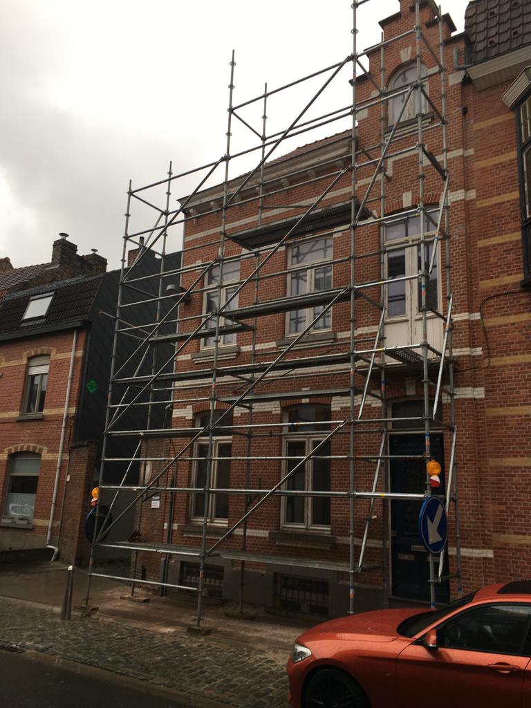 Stelling te huur scafom, Doe-het-zelf en Bouw, Steigers, Ophalen, Zo goed als nieuw