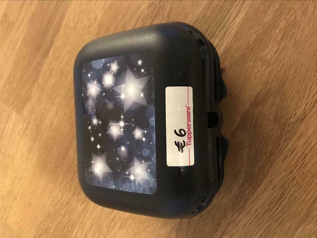 Nieuw koekendoosje TupperWare, Nieuw