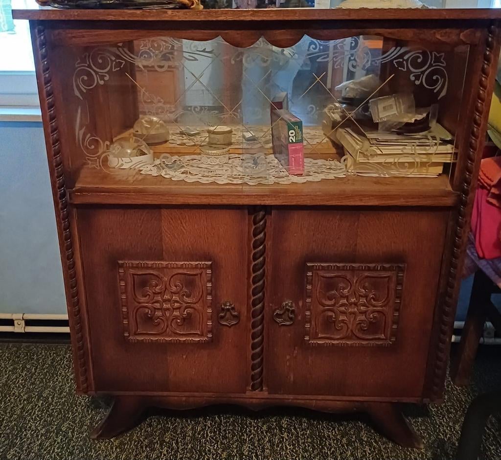 armoire ancienne, Enlèvement ou Envoi