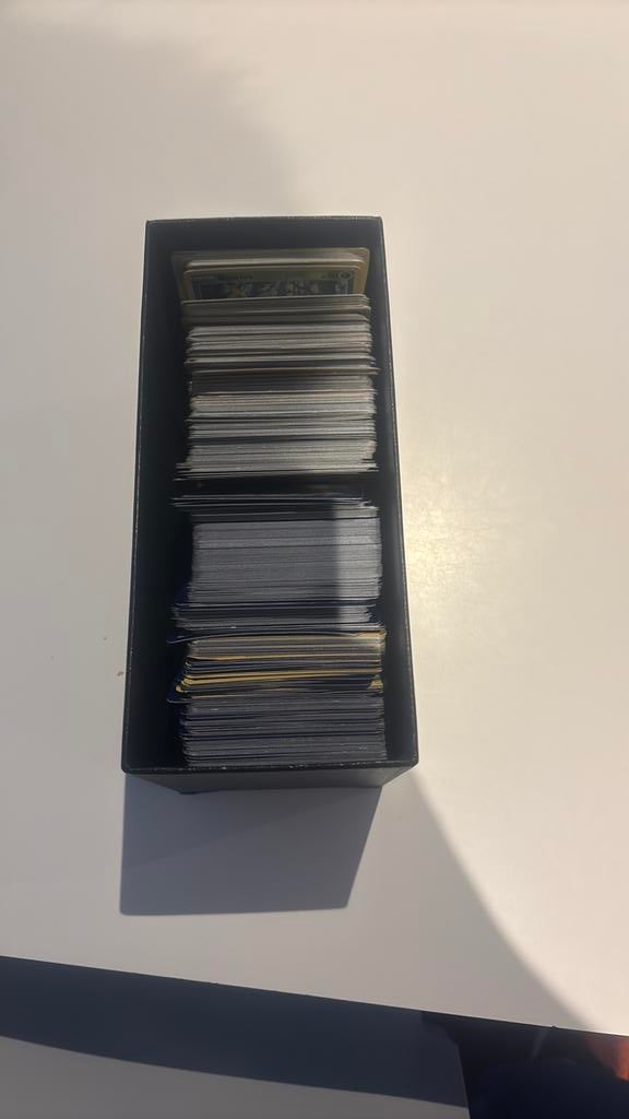 Doos vol met pokemon kaarten, Ophalen of Verzenden, Zo goed als nieuw