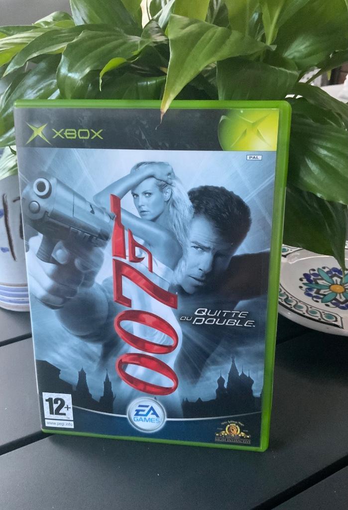 XBox-game James Bond 007 Dubbel of stop, Avontuur en Actie, Ophalen of Verzenden, Zo goed als nieuw, 3 spelers of meer