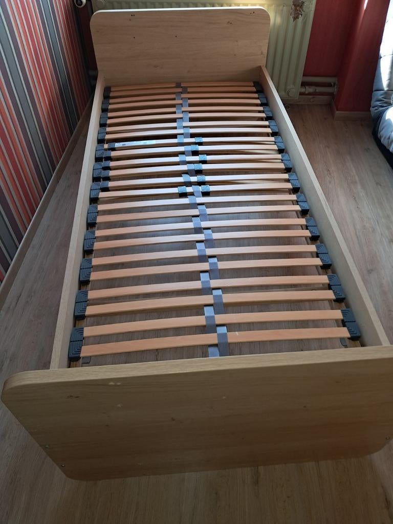 Lit pour bébé ou enfant, convertible. Bois massif+sommier à, Enlèvement, Utilisé, Bois