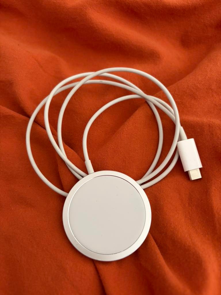 Chargeur magsafe Apple, Enlèvement ou Envoi, Comme neuf, Apple iPhone