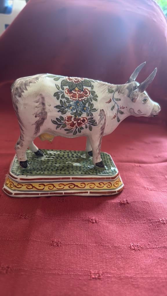 Petite vache polychrome, Antiek en Kunst, Antiek | Keramiek en Aardewerk, Ophalen