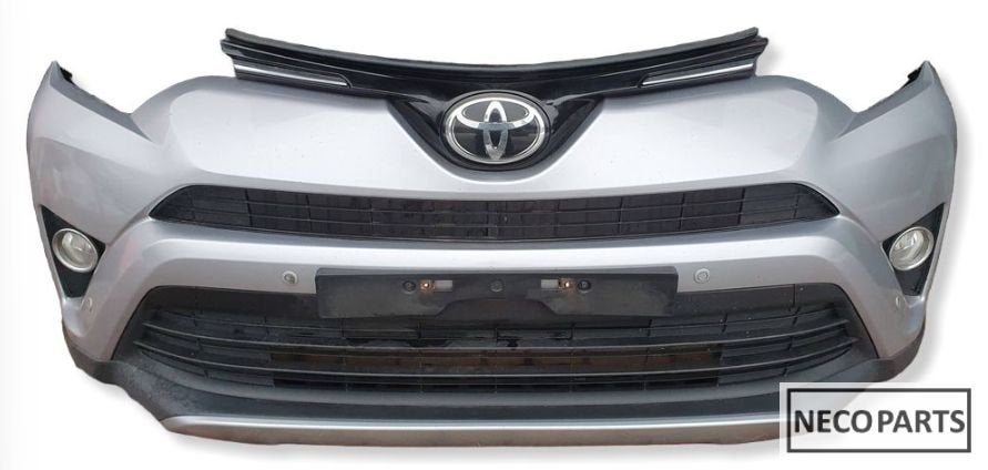 TOYOTA RAV 4 VOORBUMPER COMPLEET ORIGINEEL ALLES LEVERBAAR!!, Gebruikt, -, Voor, -