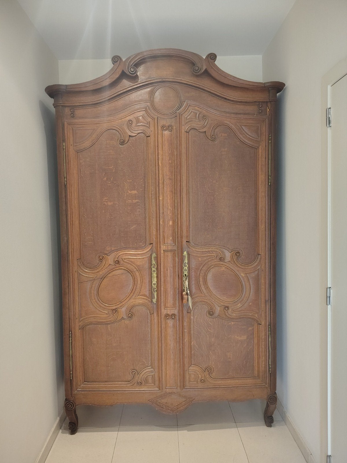 Normandische kast, Antiek en Kunst, Ophalen