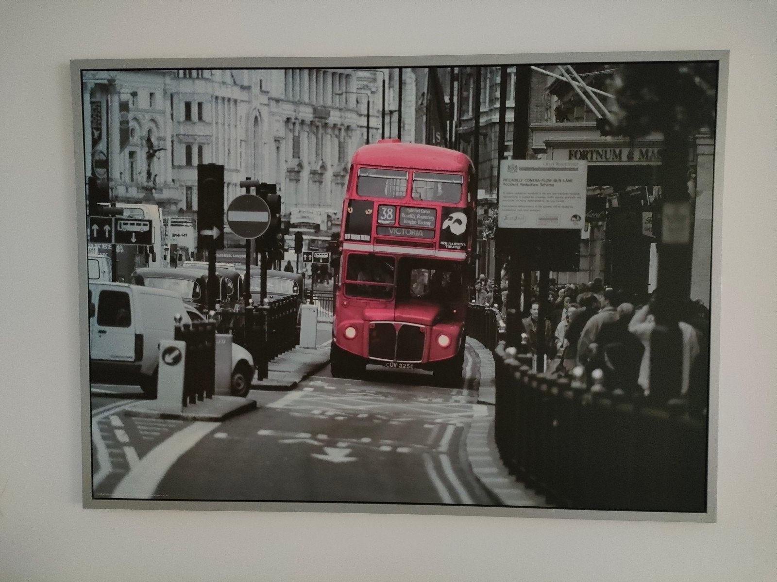 Foto in kader rode bus Londen 100 x 140 cm, Huis en Inrichting, Ophalen