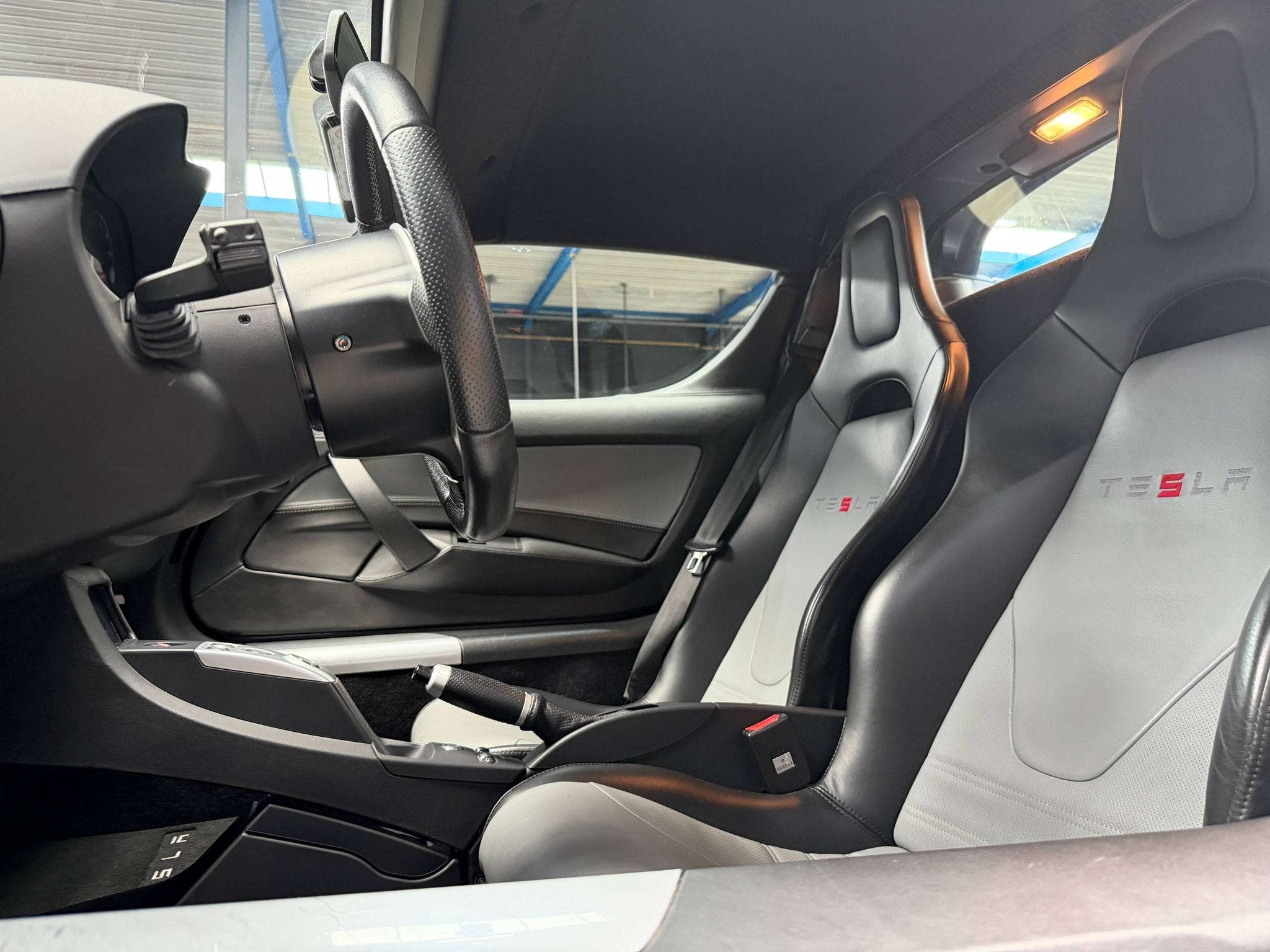 Tesla Roadster V2.5 - HEATED SEATS-CARBON - SPORT (bj 2012), Auto's, Automaat, 215 kW, Achterwielaandrijving, Roadster