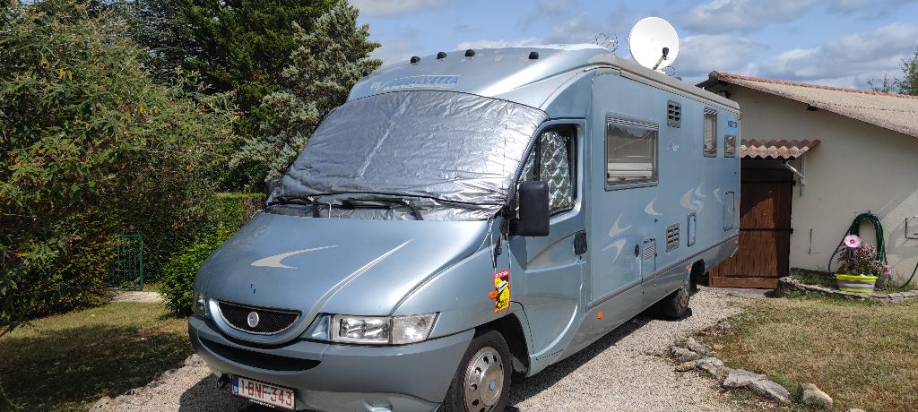 Mobilvetta IVECO DAILY-licentie c 2003, Caravans en Kamperen, Mobilhomes, Standaard zit, Particulier, Serrures de sécurité, Luifel