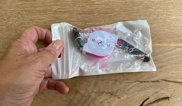 3-in-1 oplaadkabel met oprolmechanisme – Nieuw!, Telecommunicatie, Mobiele telefoons | Telefoon-opladers, USB-C, Ophalen of Verzenden