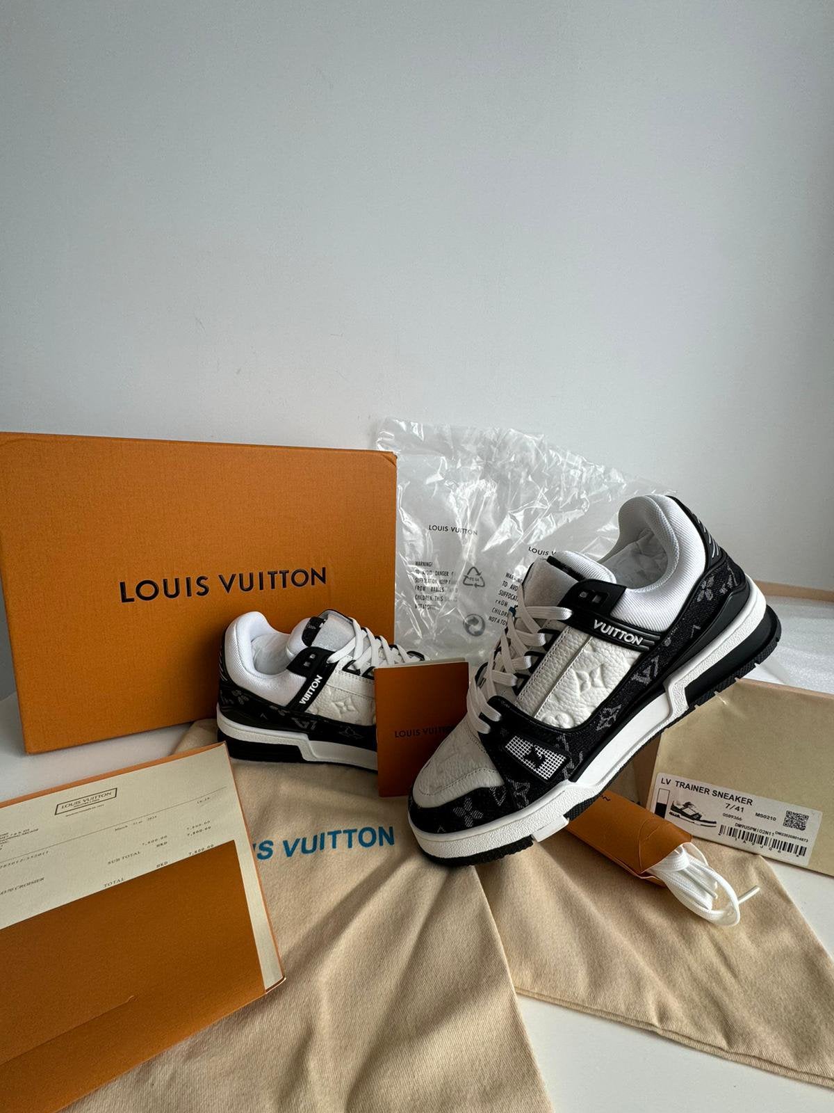 1:1 schoenen maat 41 met doos en al, Kleding | Heren, Zwart, Nieuw, Ophalen of Verzenden, Sneakers