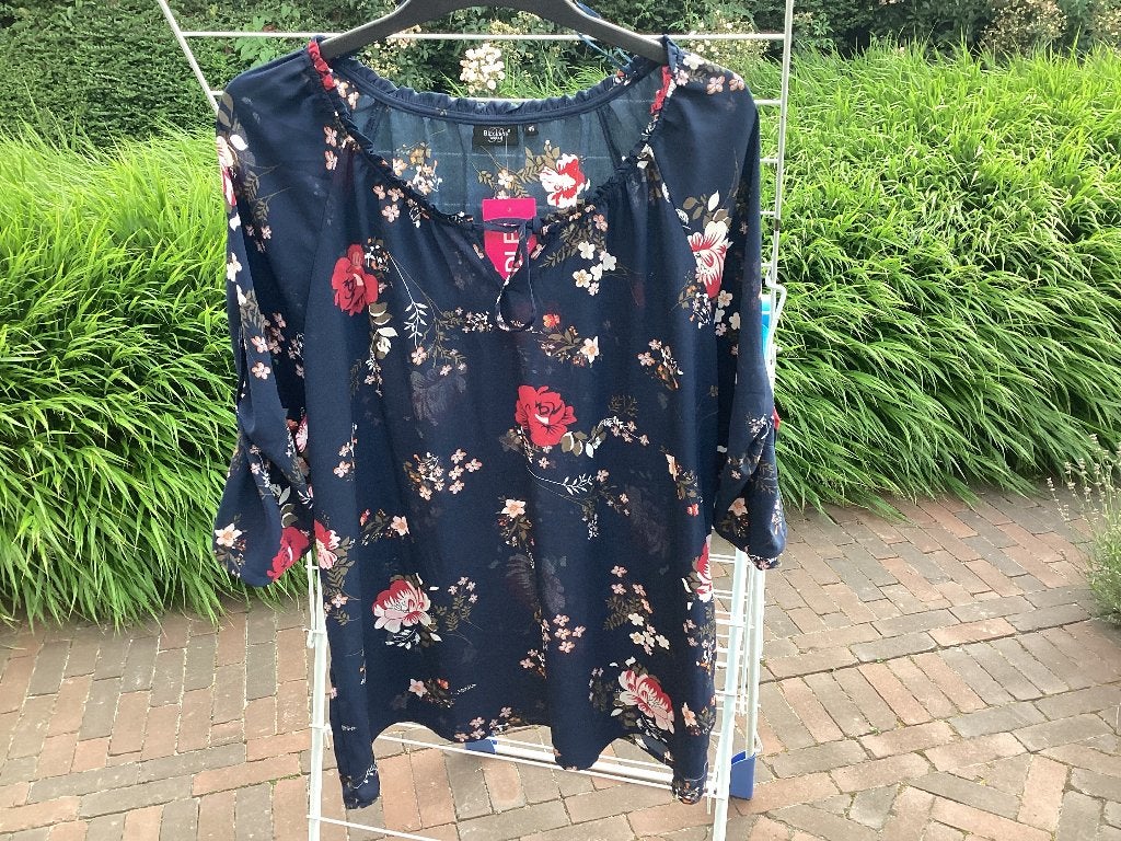 Nieuw bloesje  46  ( label ), Kleding | Dames, Blouses en Tunieken, Ophalen of Verzenden, Nieuw, Maat 46/48 (XL) of groter, Blauw