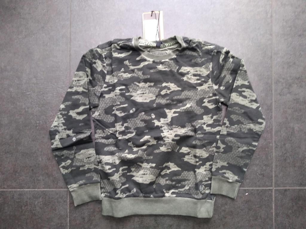 2 nieuwe truien + 1 nieuw shirt jongens merken maat 140, Neuf, Garçon, Enlèvement ou Envoi, Molo