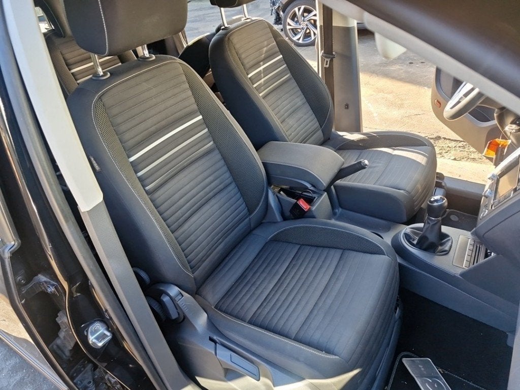 STOEL RECHTS VOOR Volkswagen Touran (1T3) (01-2010/05-2015), Auto-onderdelen, Gebruikt, Volkswagen, Volkswagen AG, Kundenbetreuung@volkswagen.de