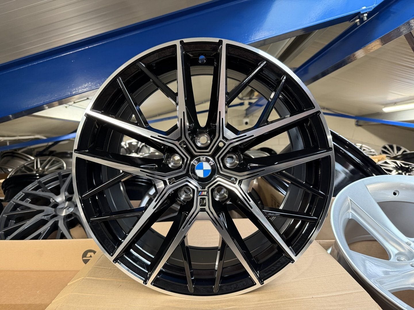 NIEUW 18inch BMW M555 Style Velgen E46 E90 E87 F30 F10 Z4 X1, Auto-onderdelen, Banden en Velgen, -, -, Banden en Velgen, Nieuw