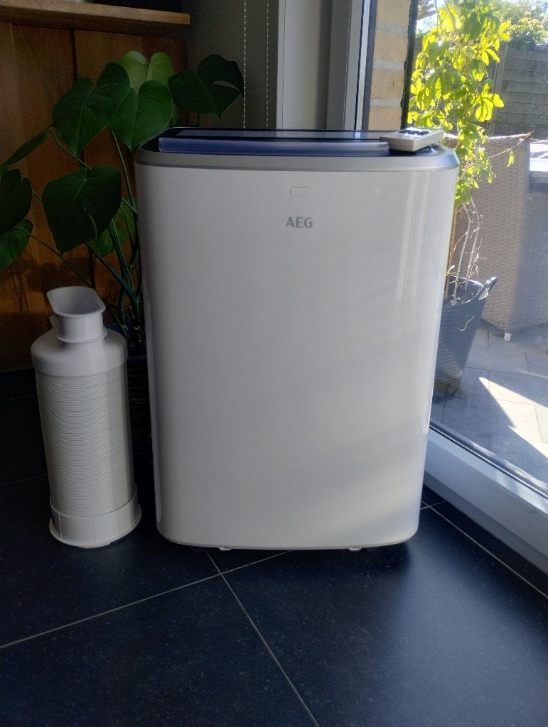 Mobiele airco AEG type AXP34U338HW chillflex Pro, Electroménager, Climatiseurs, Refroidissement et Déshumidification, Moins de 60 m³