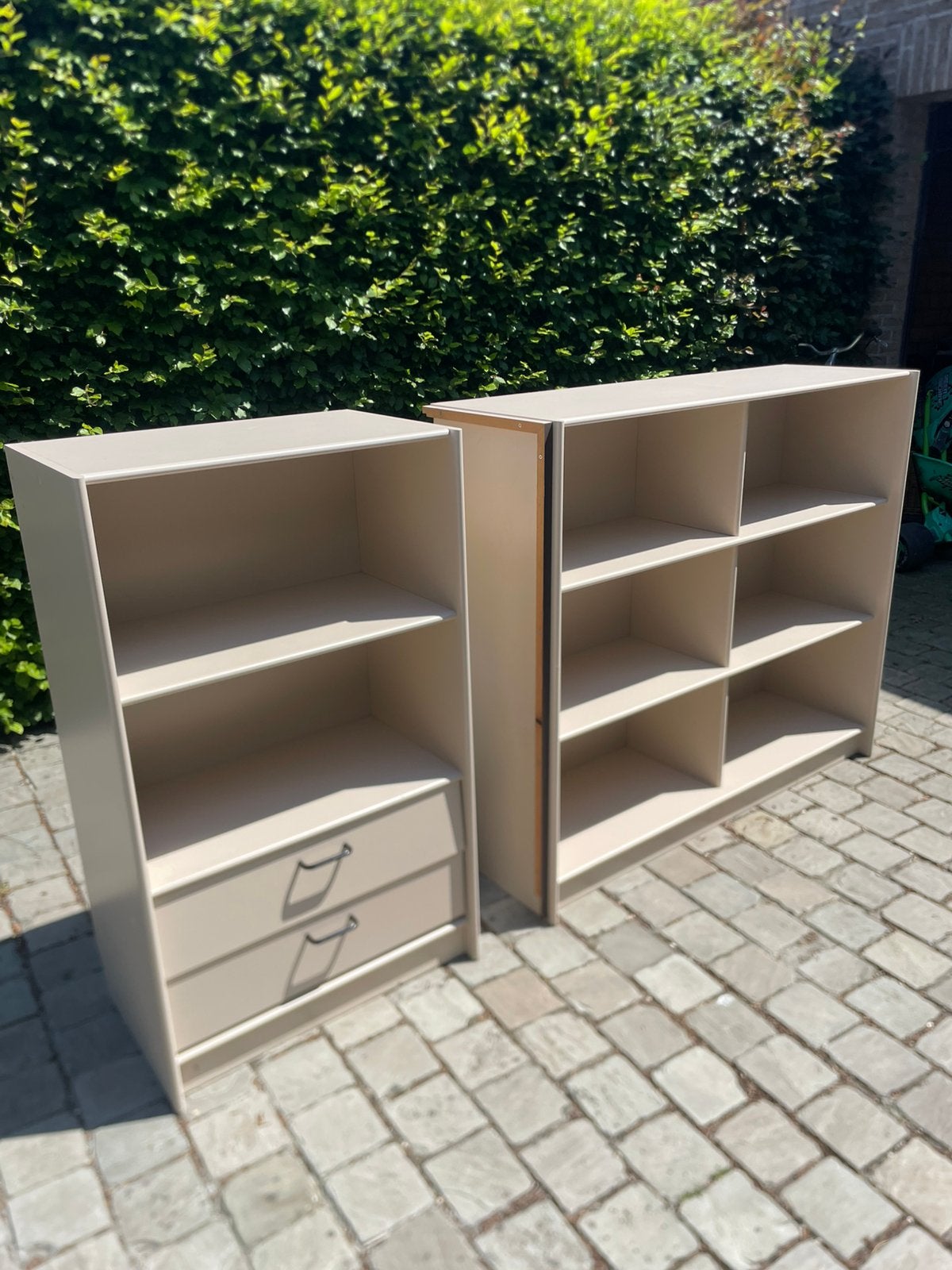 2 massief houten boekenkasten / opbergkasten, Huis en Inrichting, Ophalen, Zo goed als nieuw