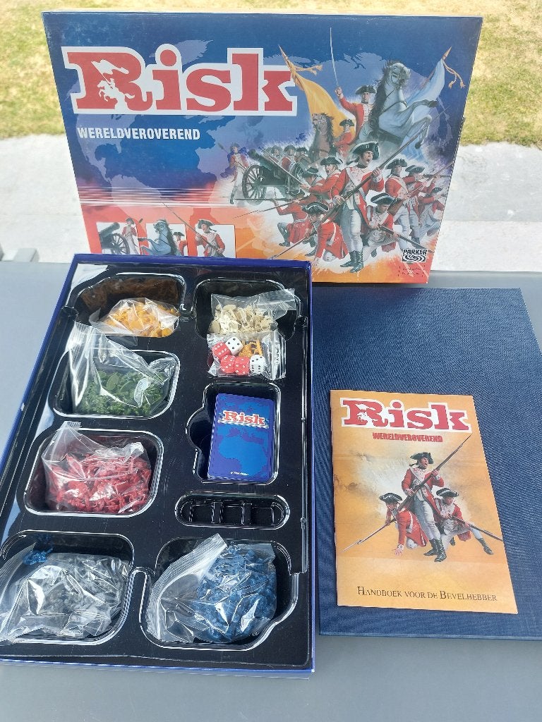 Spel Risk 10+, Een of twee spelers, Ophalen of Verzenden, Nieuw, HASBRO