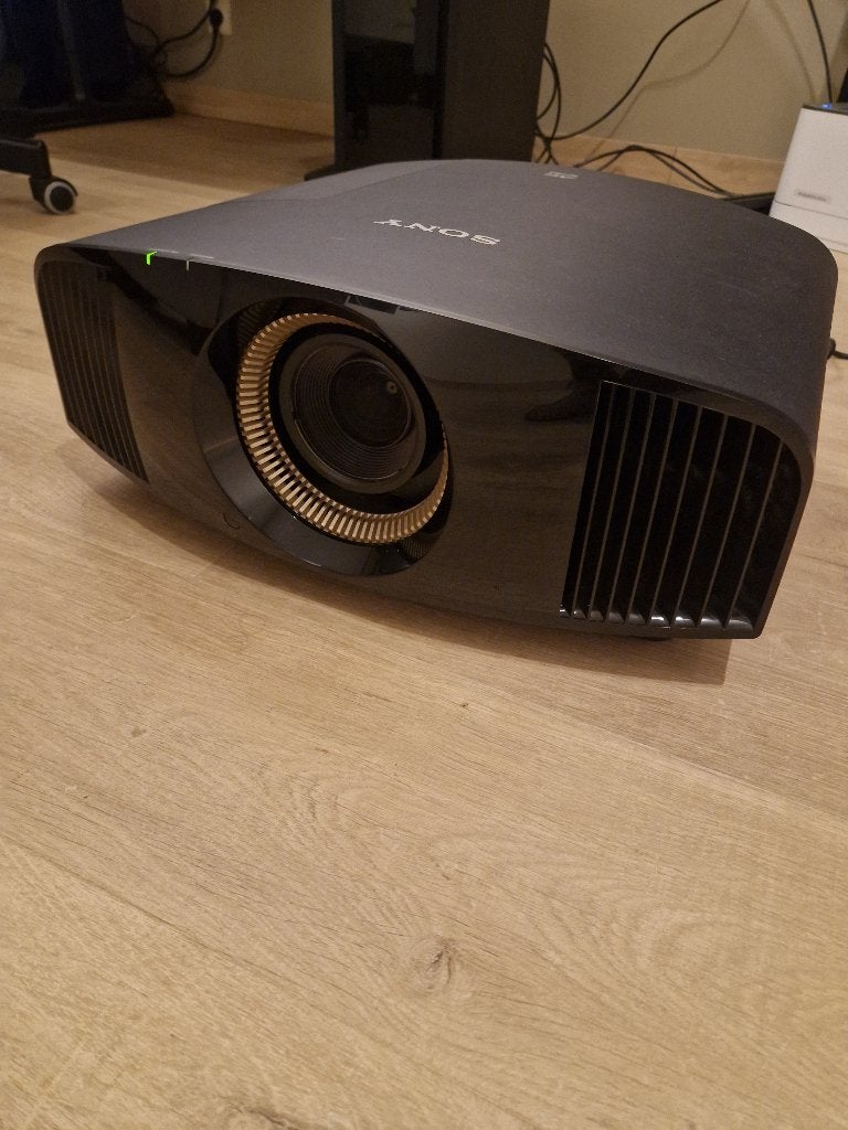SONY VW550ES Native 4K Projector, Ophalen, Zo goed als nieuw, Ultra HD (4K), Sony