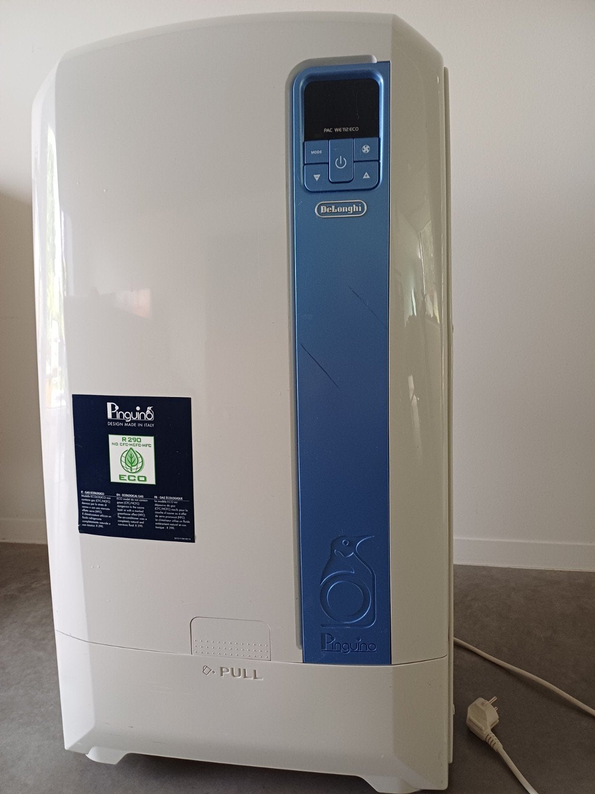 Mobiele airco Delonghi Pinguino PAC WE112ECO, Elektronische apparatuur, Airco's, Ophalen, Gebruikt, Afstandsbediening, 100 m³ of groter