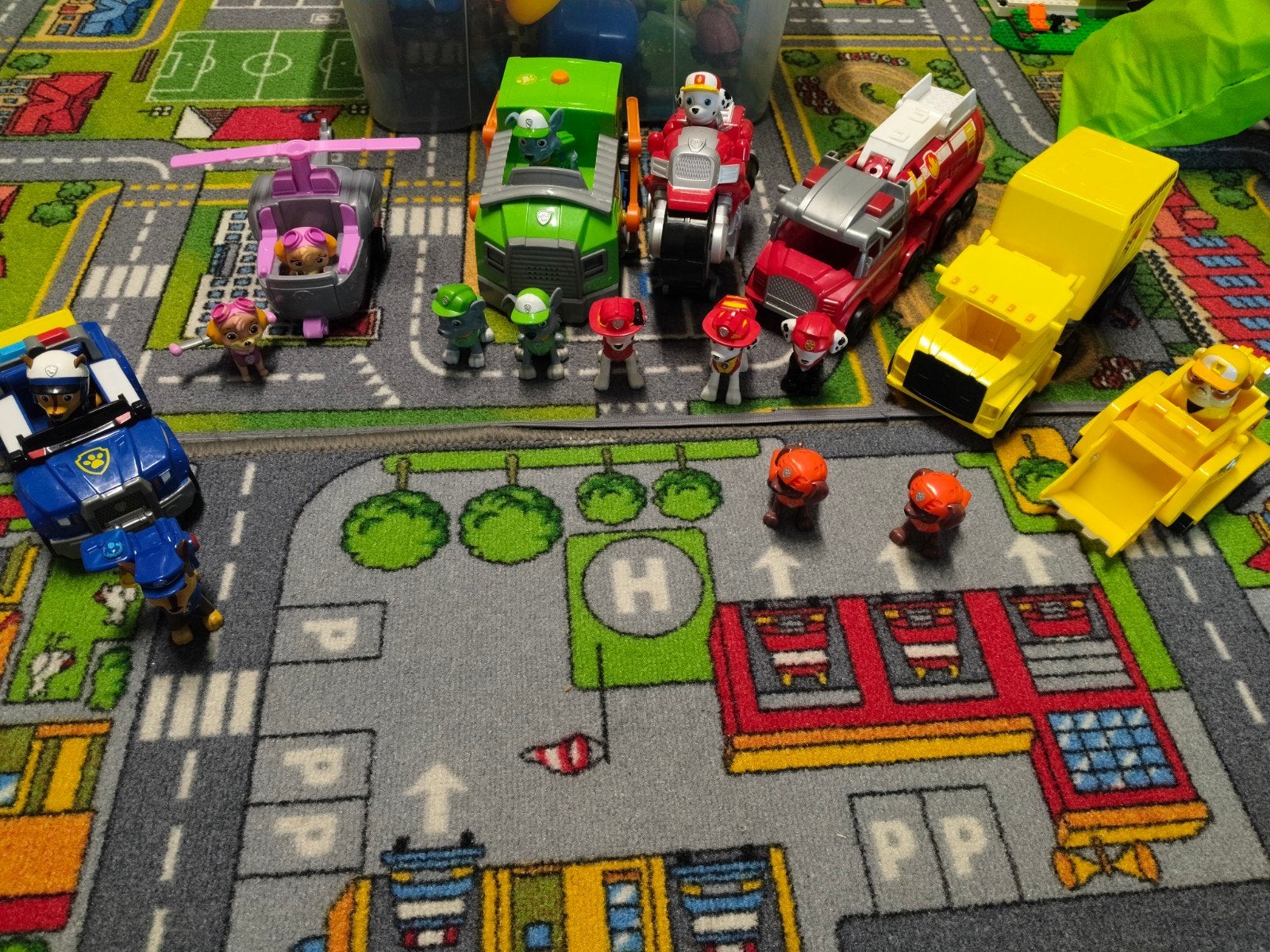 paw patrol voertuigen + figuren, Ophalen