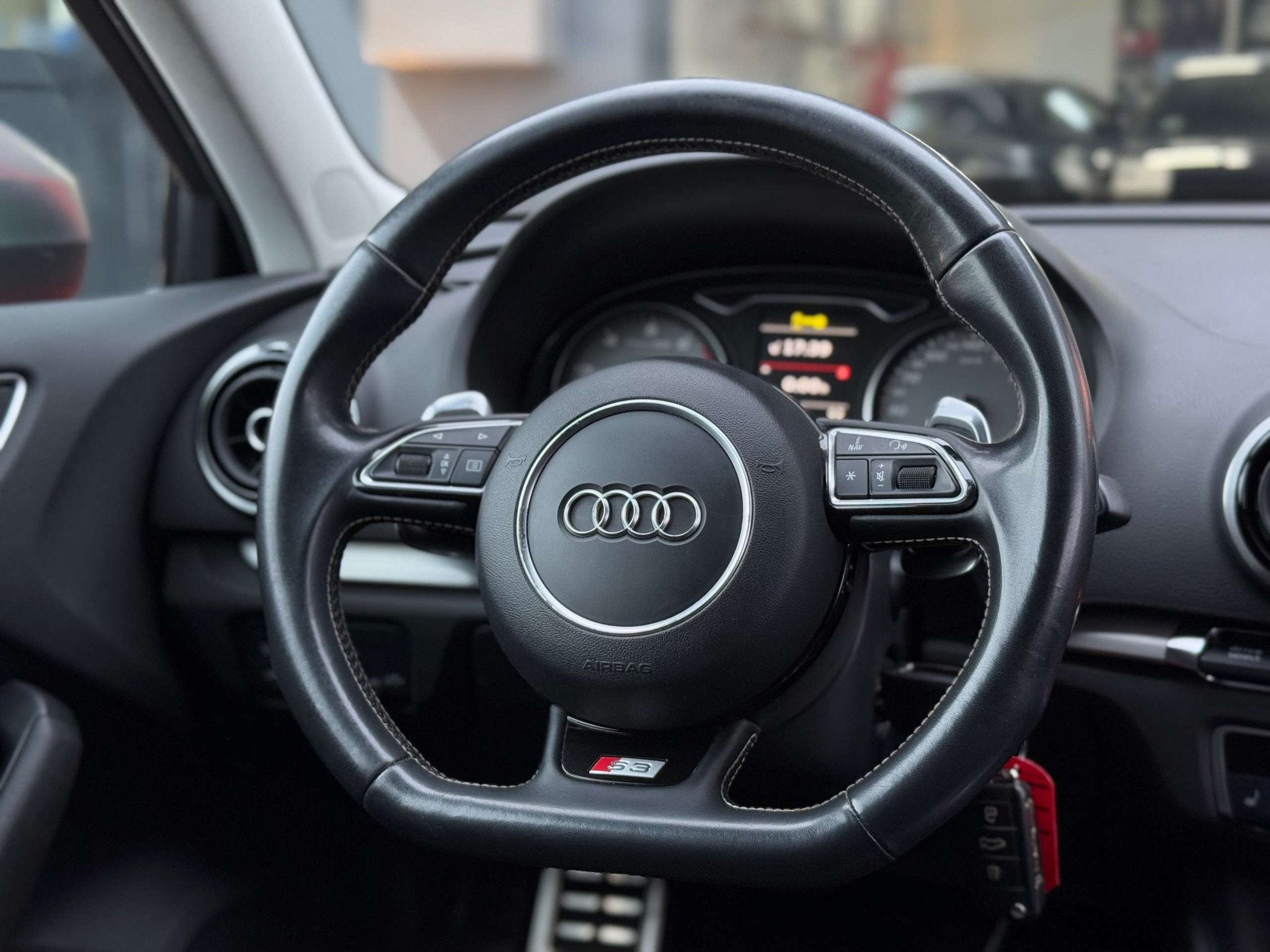 AUDI S3 2.0 TFSI 300ch QUATTRO SPORTBACK BVA S-TRONIC Sièges sport