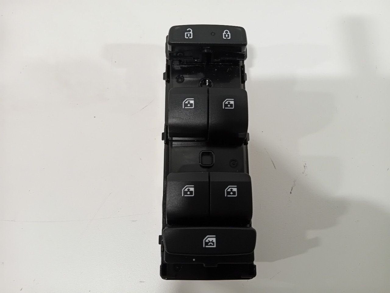 Bedieningspaneel elektrische ramen Hyundai Tucson, Onderdelen@venauto.nl, Van der Ven Autorecycling B.V., Ettenseweg 76, 4706 PB Roosendaal, The Netherlands
