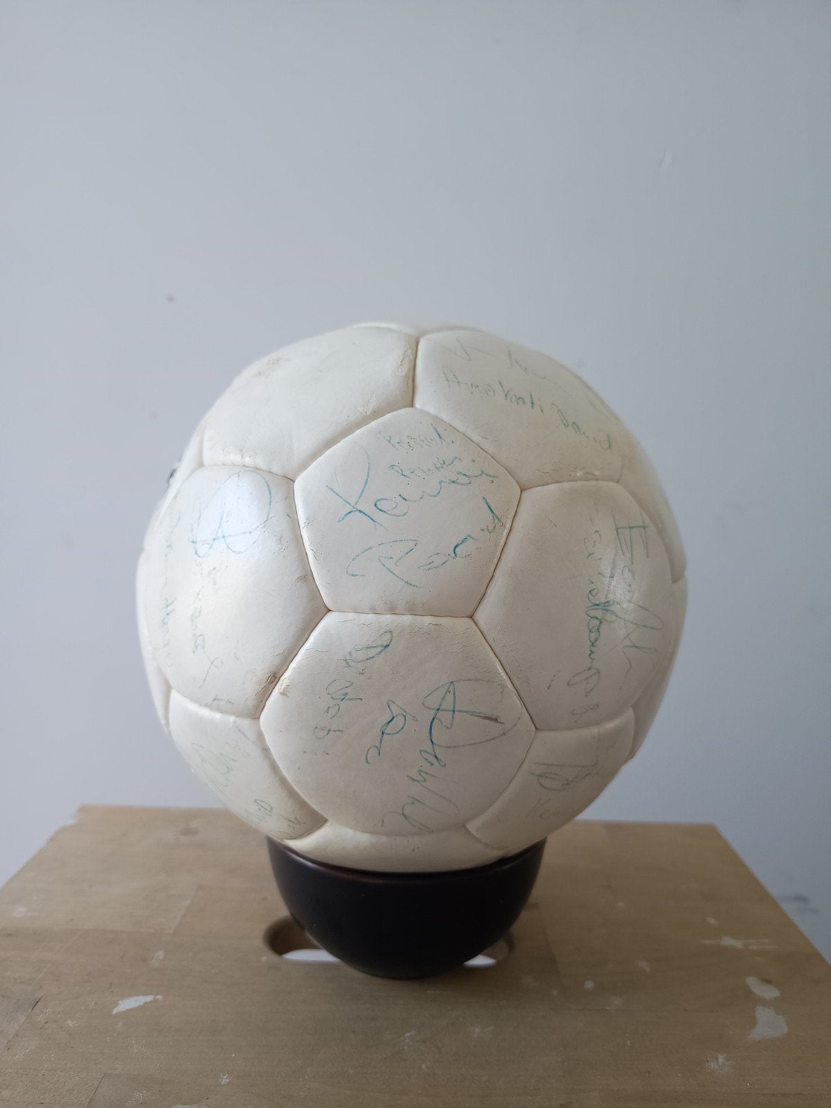 Club Brugge originele gesigneerde voetbal – jaren '90, Sport en Fitness, Voetbal, Ophalen of Verzenden