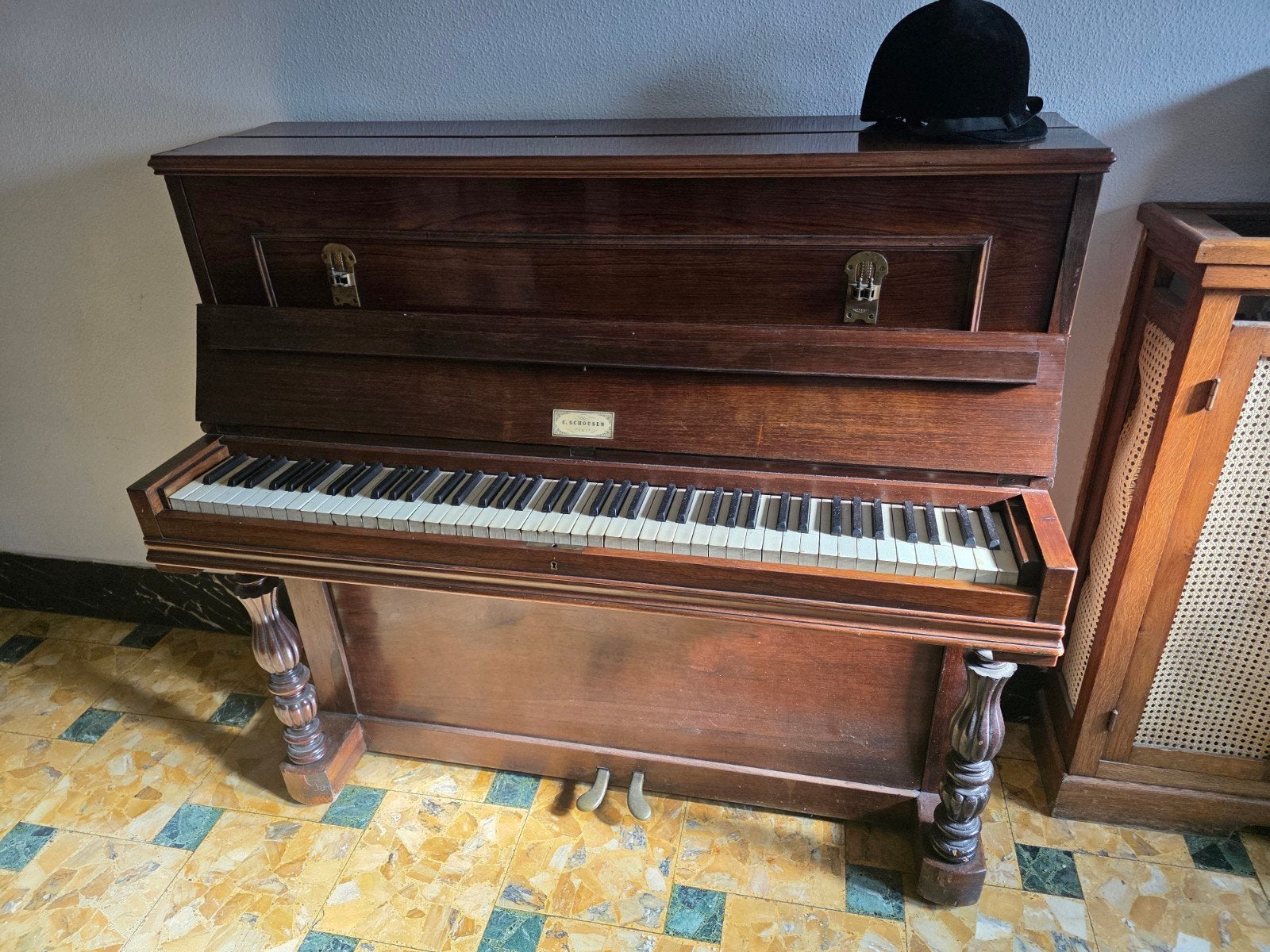 Piano, Brillant, Brun, Enlèvement, Utilisé