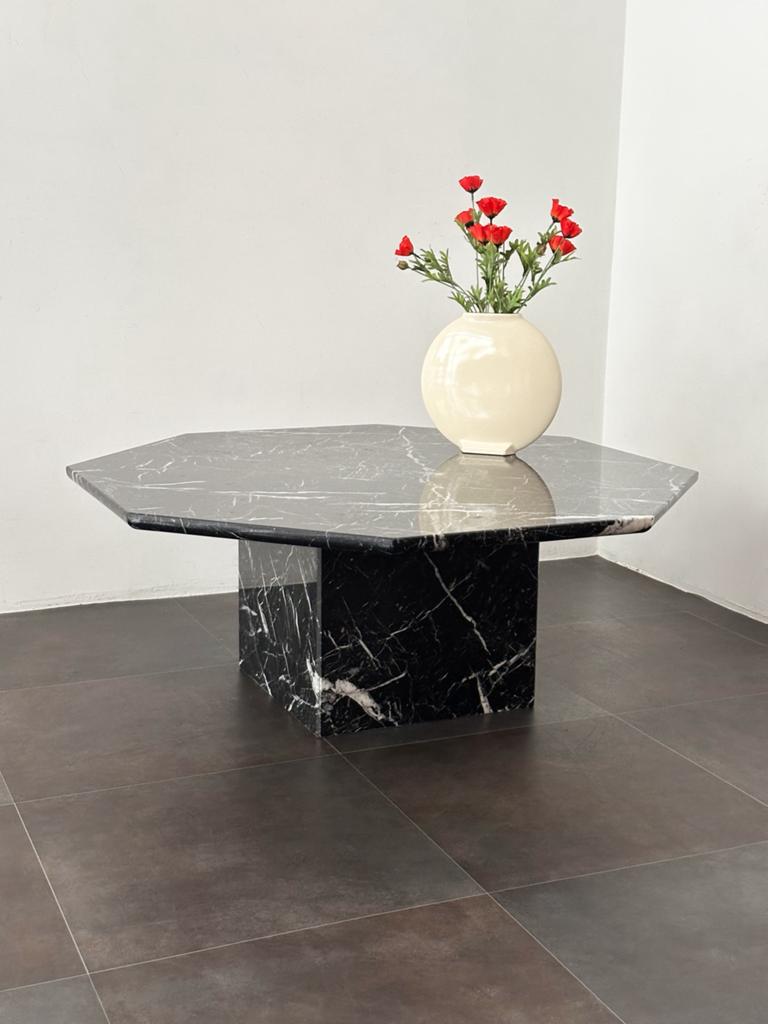 Table basse octogonale en marbre, années 70, Maison & Meubles, Tables | Tables de salon, Enlèvement, Comme neuf