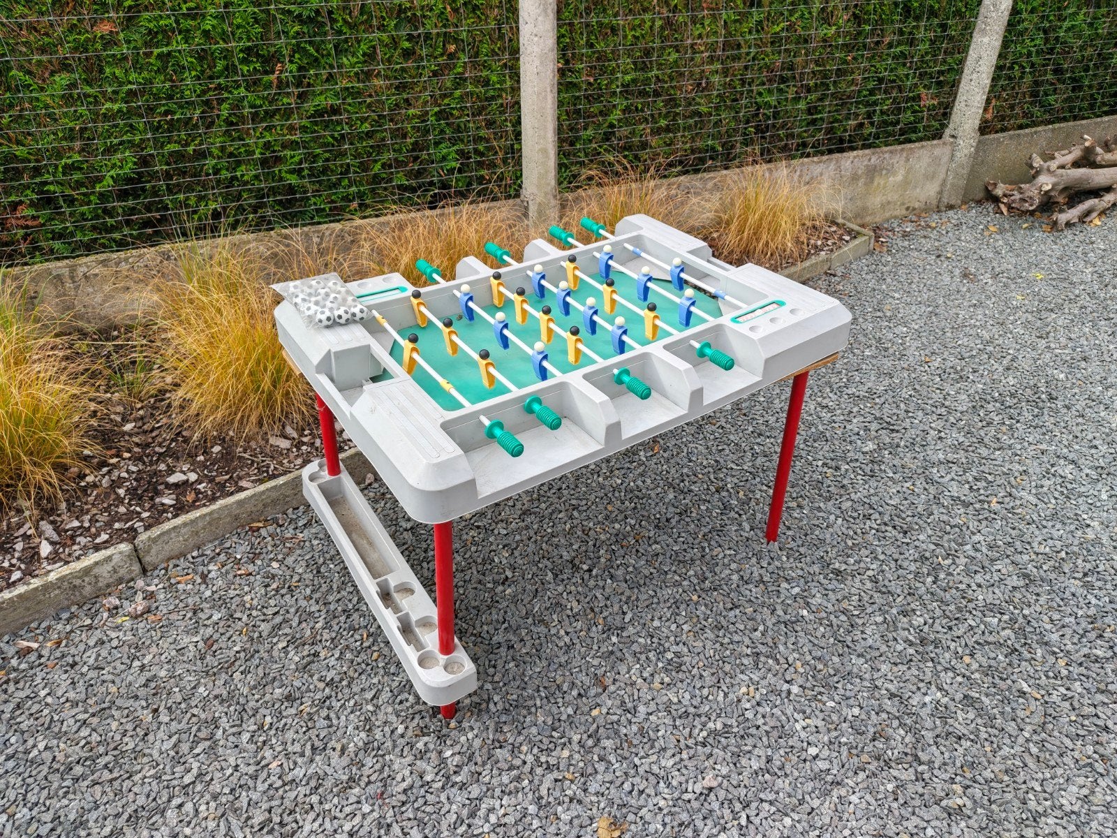 table de football vintage avec sac de balles, Enlèvement