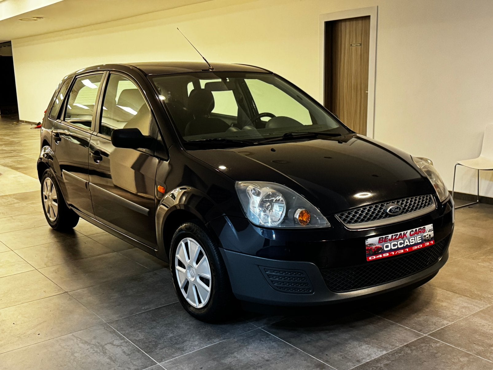 Ford Fiesta 1.3I Essence 5/5 portes 1er propriétaire 11/2006, Autos, Achat, Carnet d'entretien, 5 portes, 5 places