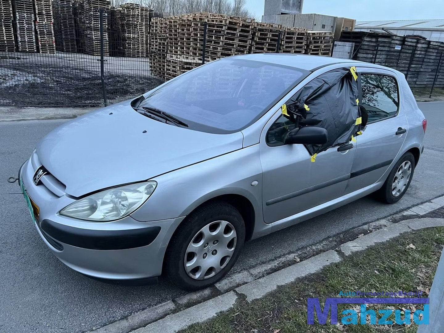 PEUGEOT 307 Zilver grijs EYCC links voor deur 2000-2009, Auto-onderdelen, Taurusavenue 1
2132 LS  Hoofddorp, NL, Gebruikt, Contact.group@renault.com