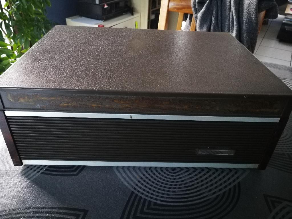 Siera( Philips) 4307 voor onderdelen, Audio, Tv en Foto, Bandrecorder, Ophalen, Defecte bandrecorder, Met stofkap