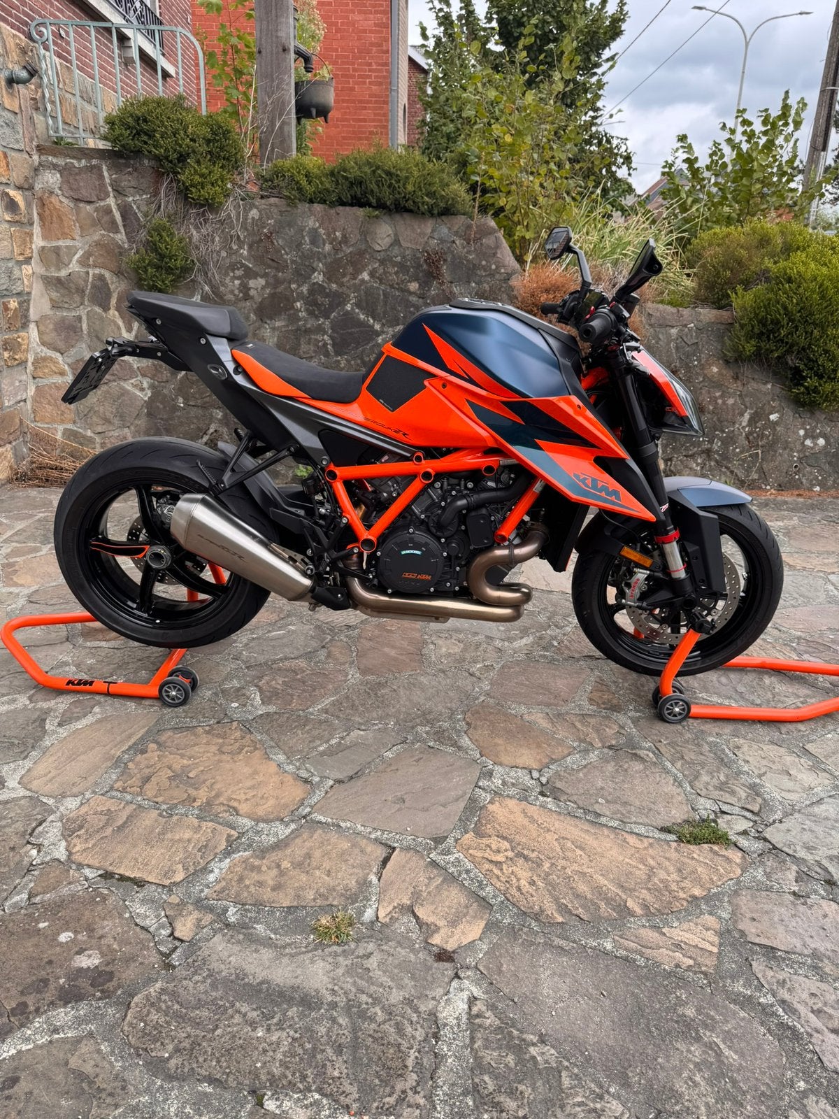 Ktm Superduke 1290 R V3 2021 5600 km, Motoren, Particulier