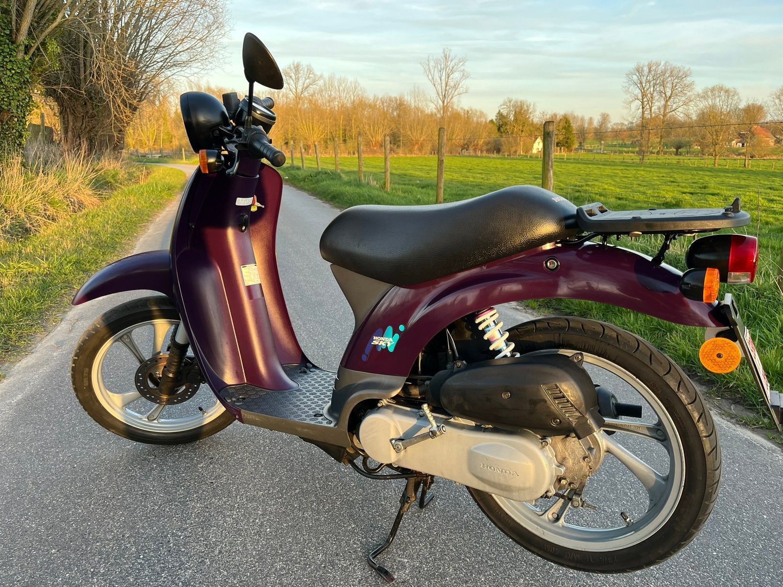 Belle honda sgx 50 sky classe B, Enlèvement, Comme neuf