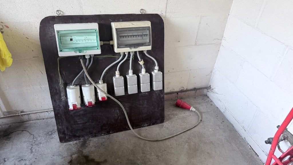 Elektriciteit schakelbord, Ophalen, Gebruikt, Schakelaar