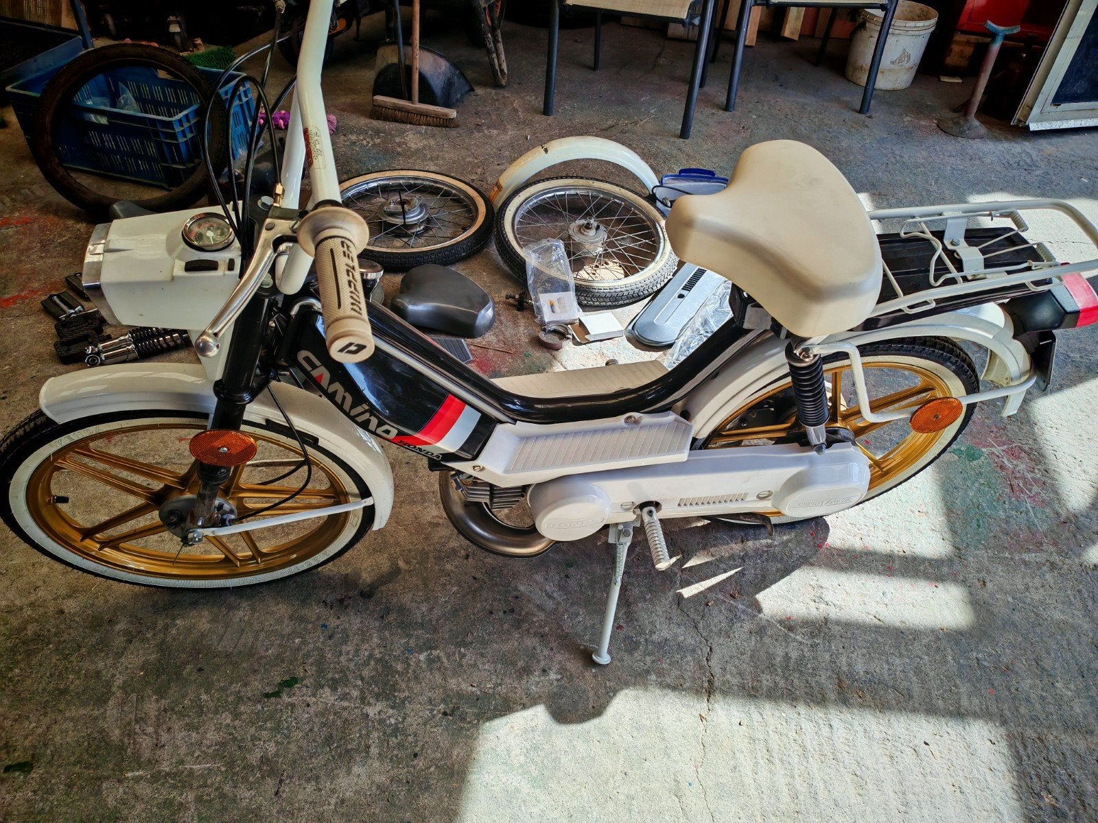honda camino A klasse met papieren, Fietsen en Brommers, Ophalen, Klasse A (25 km/u)