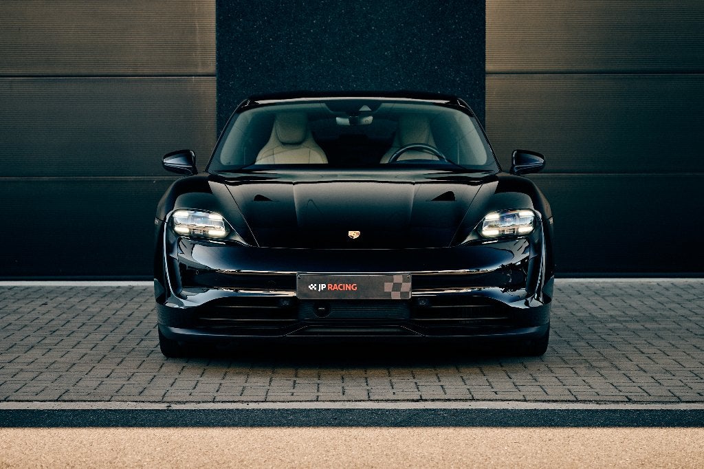 Porsche Taycan 2021 50d km  Btw aftrekbaar, Auto's, Porsche, Automaat, Zwart, Leder, Te koop