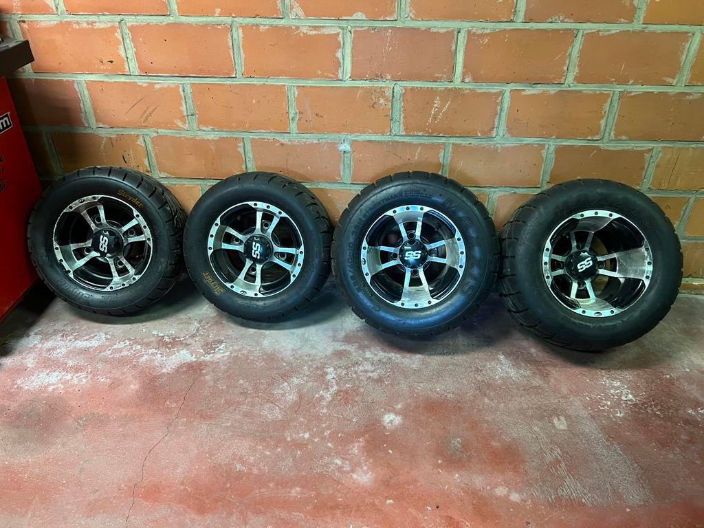 Quad velgen en banden Suzuki LTZ Kawaki KFX, Motoren, Ophalen, Gebruikt