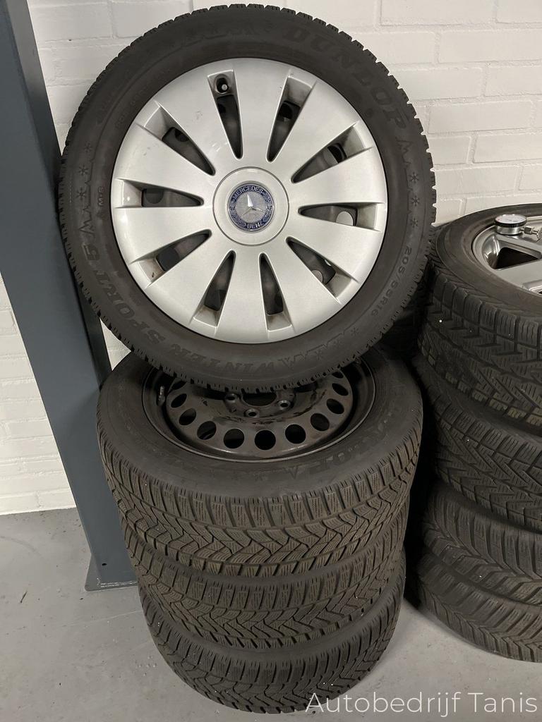 Mercedes - Benz B Klasse BJ. 2016  Dunlop 205/55/R16 Winter, Ophalen, Gebruikt, -, Banden en Velgen