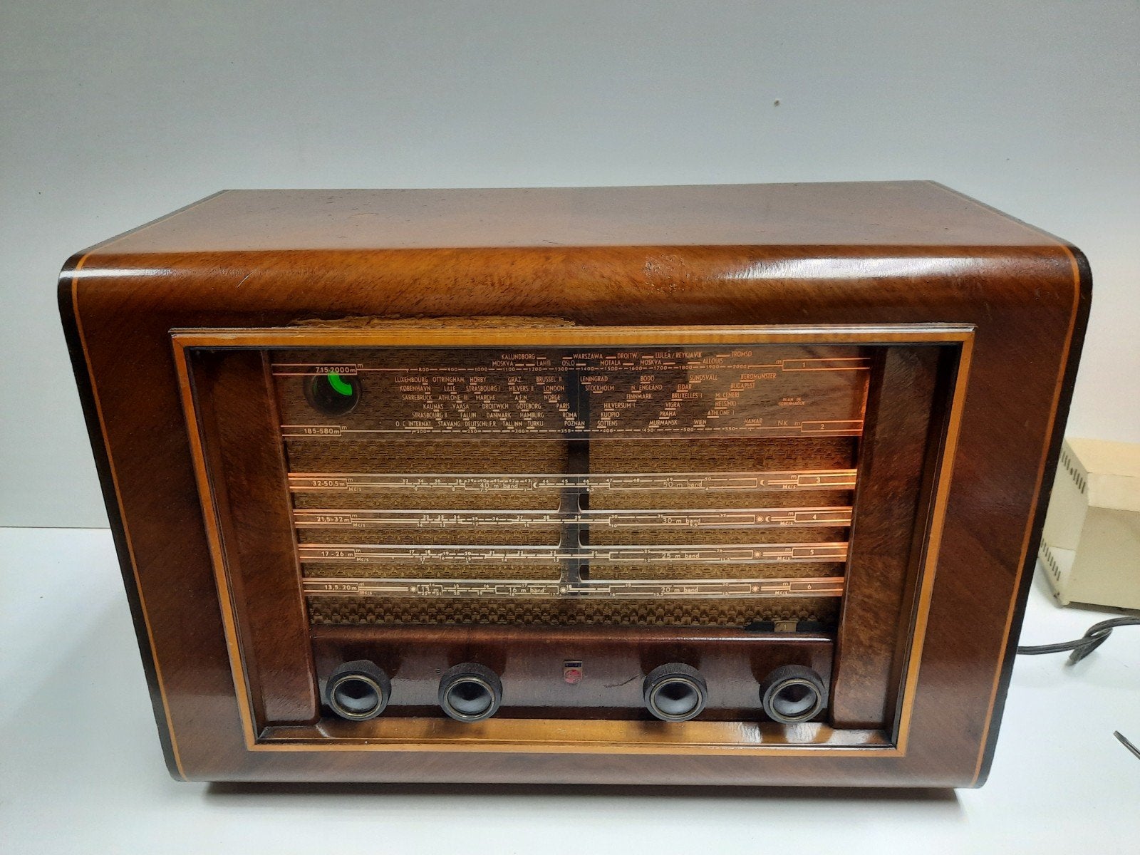 Philips BX594A buizenradio, Enlèvement