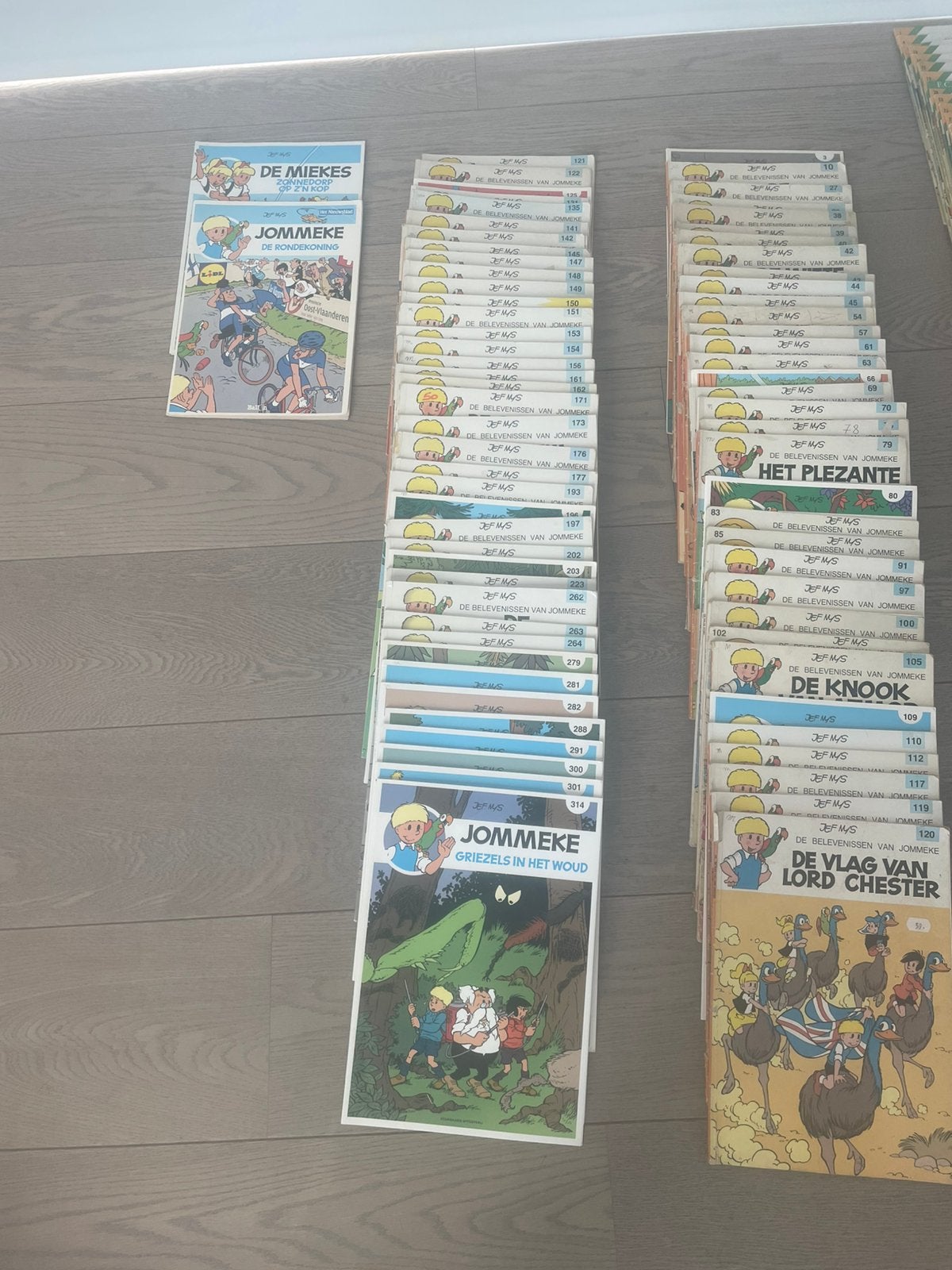 Strips jommeke, Meerdere stripboeken, Ophalen, Gelezen