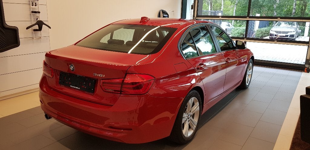 Prachtige rode BMW 318I zetels zwart  super perfecte staat, Auto's, Automaat, 4 deurs, 5 zetels, Particulier