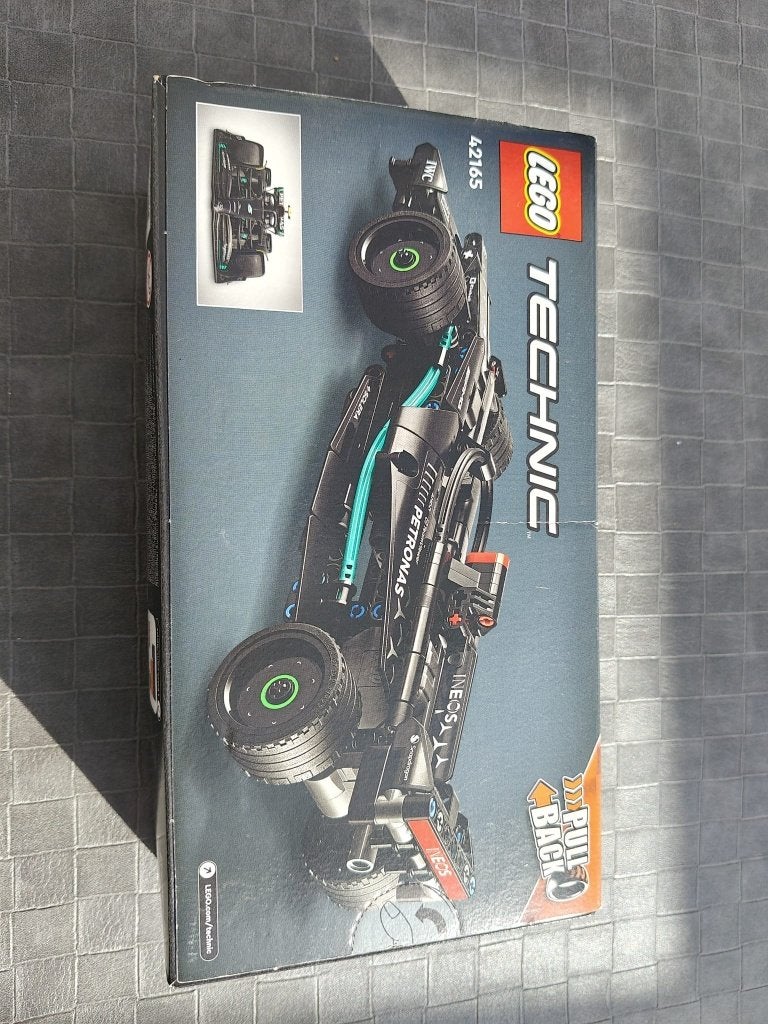 LEGO F1 Nieuw in doos Aston Martin 77245 + Mercedes 42165, Kinderen en Baby's, Speelgoed | Duplo en Lego, Lego, Nieuw, Compleet