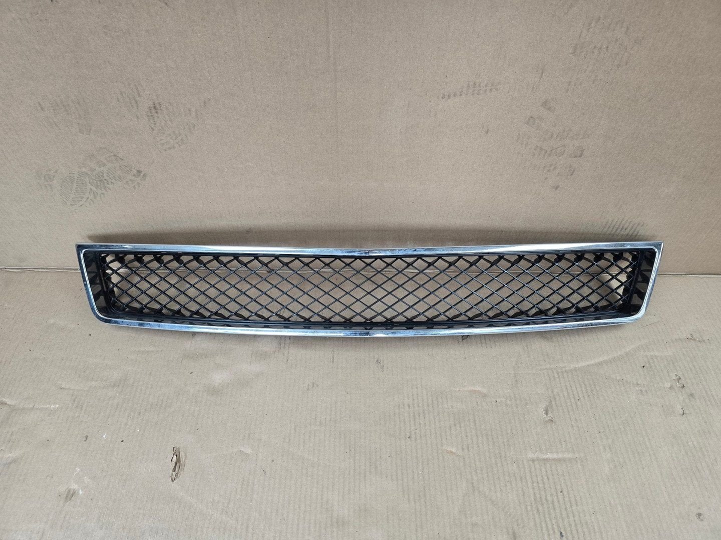 Chevrolet Suburban / Avalanche / Tahoe Ondergrille OEM (1583, Neuf, -, -, -